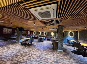 Gym in  Showroom at Madhapur – for Rent