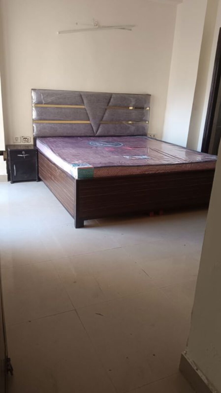 Kitchen, aims-golf-city 2 Bedroom 950 Sq.Ft. Apartment In Sector 75 Noida 10175394