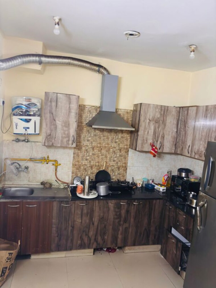 Kitchen, gardenia-golf-city 3.5 Bedroom 1550 Sq.Ft. Apartment In Sector 75 Noida 10175397