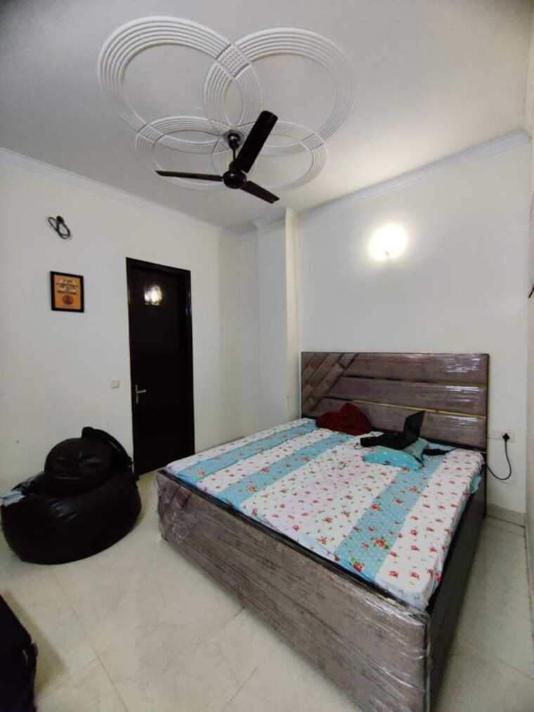 Bedroom, sector 42 2.5 Bedroom 1650 Sq.Ft. Apartment In Sector 42 Gurgaon 10175404