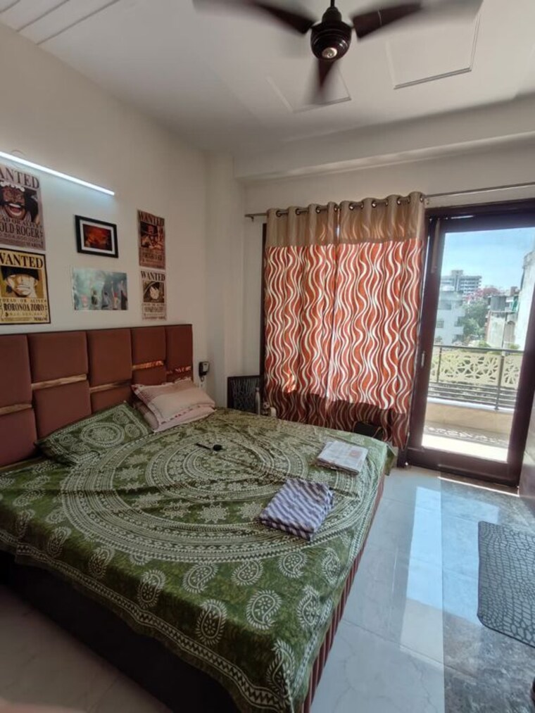 Bedroom, sector 42 2.5 Bedroom 1650 Sq.Ft. Apartment In Sector 42 Gurgaon 10175404