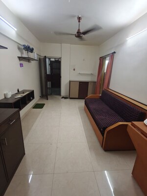 1 BHK Apartment For Rent in Akal CHS, Andheri East