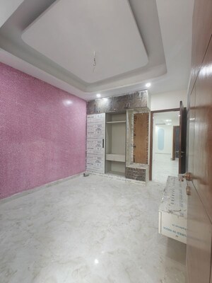 Bedroom in 2 BHK Builder Floor at Sector 73 – for Sale