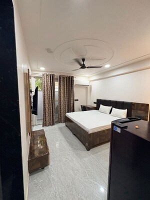 Bedroom in 1 RK Apartment at Sector 42 – for Rent