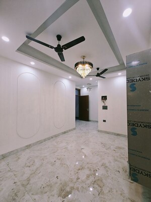 Living Room in 3 BHK Builder Floor at Sector 74 – for Sale