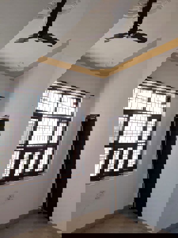 1 BHK + Pooja Room 600 Sq.Ft. Builder Floor in Kohli One Malibu Town