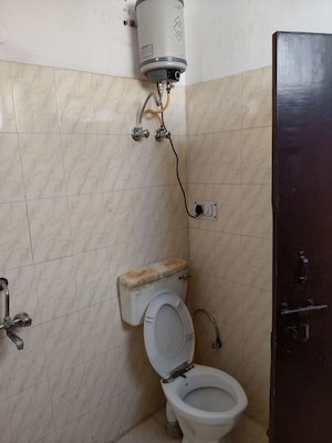 Bathroom in 1 BHK Builder Floor at Kohli One Malibu Town, Sector 47 – for Rent