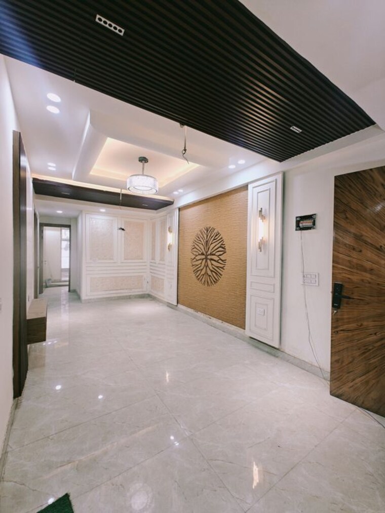 Living Room, sector 107 3.5 Bedroom 1750 Sq.Ft. Builder Floor In Sector 107 Noida 10175421