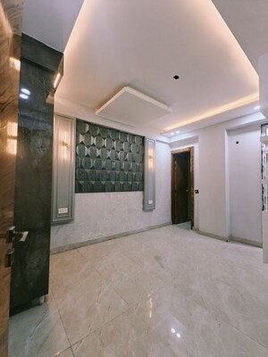 Bedroom in 3.5 BHK Builder Floor at Sector 107 – for Sale