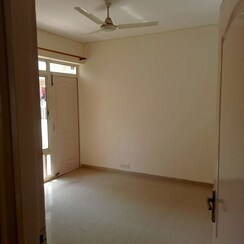 2 BHK + Pooja Room Builder Floor For Rent in Sector 47