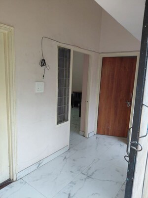 1 RK Independent House For Rent in Chakarata Road