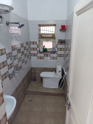 Master Bedroom in 1 RK Independent House at Chakarata Road – for Rent