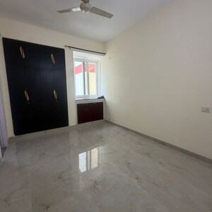 Room in 2 BHK Apartment at Rail Vihar Apartment, Sector 15 – for Rent
