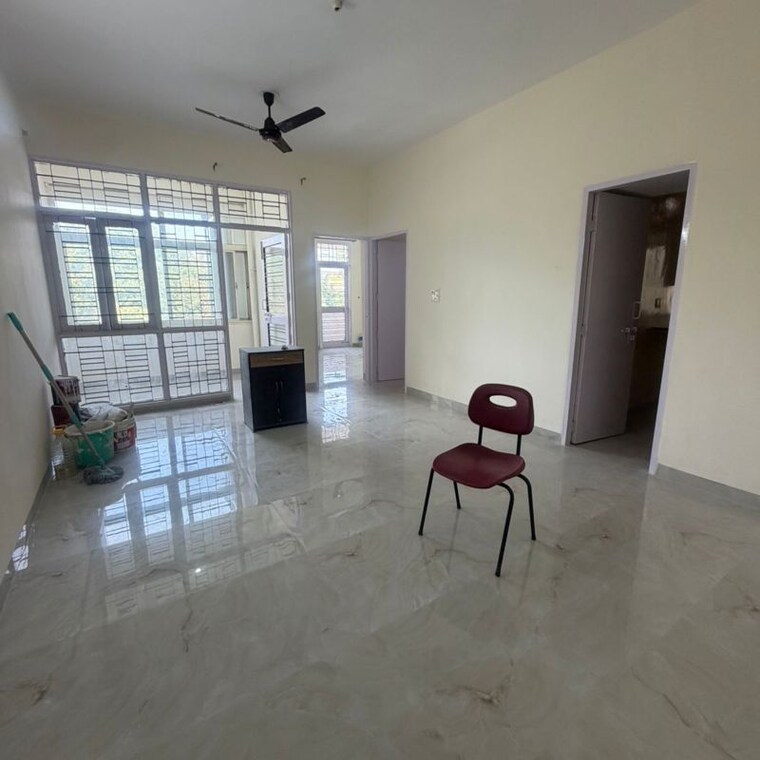 Room, rail-vihar-apartment 2 Bedroom 800 Sq.Ft. Apartment In Sector 15 Gurgaon 10175434