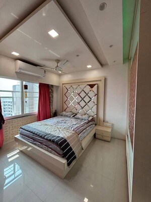 Bedroom in 3 BHK Apartment at HDIL Metropolis Residences, Andheri West – for Rent