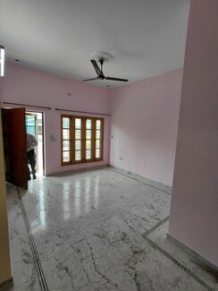 2 BHK Builder Floor For Rent in GMS Road