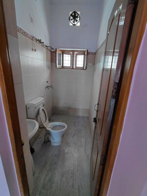 Bathroom in 2 BHK Builder Floor at Gms Road – for Rent