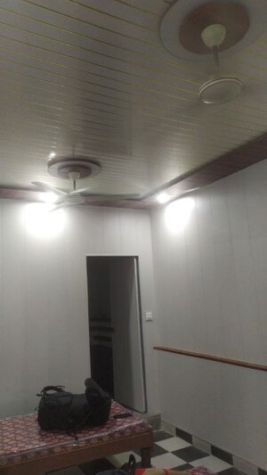 Room in 2 BHK Independent House at Baba Delta Square 1, Delta I Greater Noida – for Rent