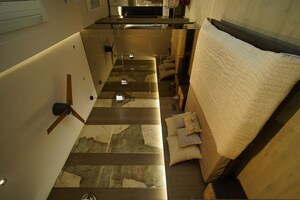 Team Area in 3 BHK Apartment at Oberoi Sky City, Borivali East – for Rent