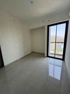 3 BHK Apartment For Rent in Kalpataru Elitus