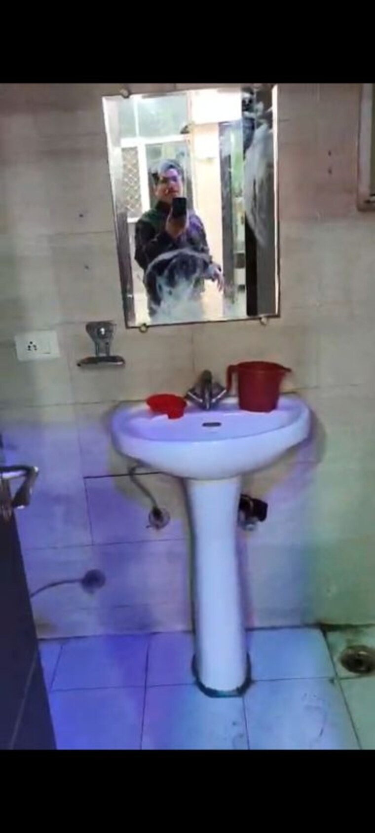 Bathroom, galaxy-royale 3 Bedroom 1385 Sq.Ft. Apartment In Gaur City 2 Greater Noida 10175489