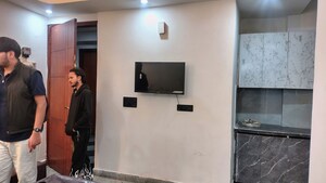 Furnished Amenities in 1 BHK Builder Floor at Saket – for Rent