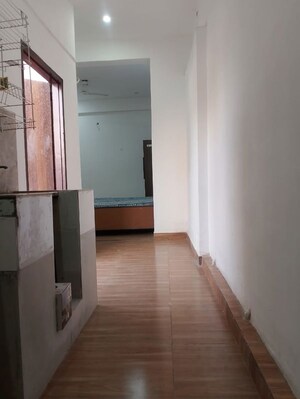 Room in 1 BHK Builder Floor at RWA Apartments Sector 70, Sector 70 – for Rent