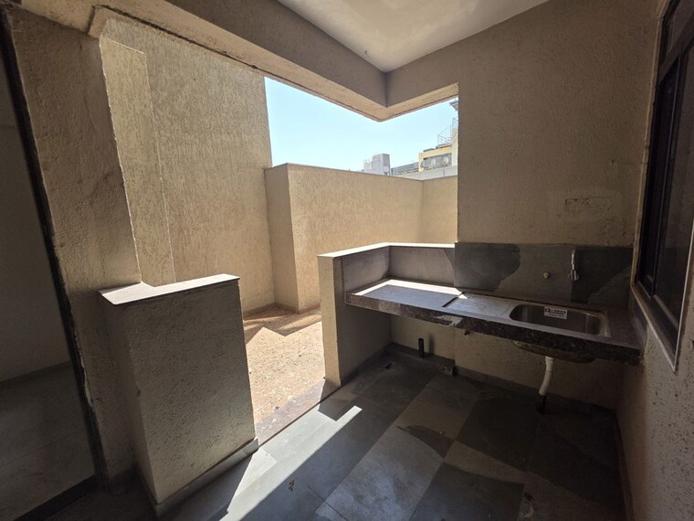 Kitchen, sri-apple-regency-mundhwa 4 Bedroom 3309 Sq.Ft. Apartment In Mundhwa Pune 10175514