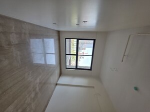 Room in 4 BHK Apartment at Sri Apple Regency Mundhwa, Mundhwa – for Sale