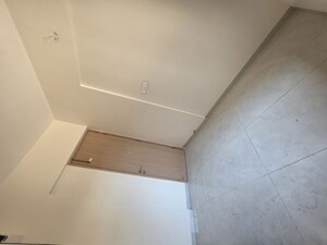 Room in 4 BHK Apartment at Sri Apple Regency Mundhwa, Mundhwa – for Sale