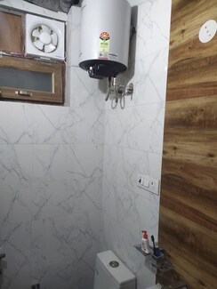 2 BHK + Pooja Room Apartment For Rent in RWA Apartments Sector 116