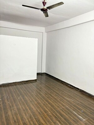 Room in 3 BHK Apartment at RWA Apartments Sector 122, Sector 122 – for Rent