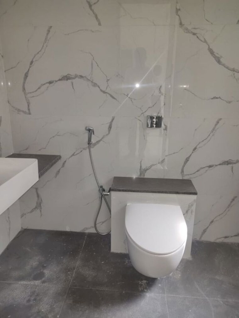Bathroom, pandurang colony 2 Bedroom 1050 Sq.Ft. Apartment In Pandurang Colony Pune 10175525