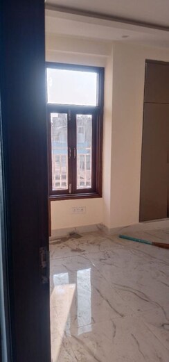 2 BHK + Servant Room Builder Floor For Sale in Chattarpur