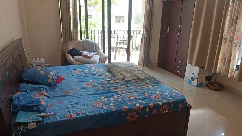 3.5 BHK + Servant Room,Extra Room Penthouse For Rent in Nyati Meadows