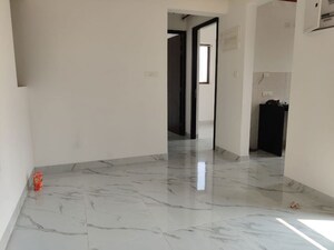 Room in 2 BHK Apartment at Raymond Ten X Habitat, Pokhran Road No Two – for Rent