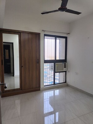 Room in 1 BHK Apartment at Lodha Crown Quality Homes, Majiwada – for Rent