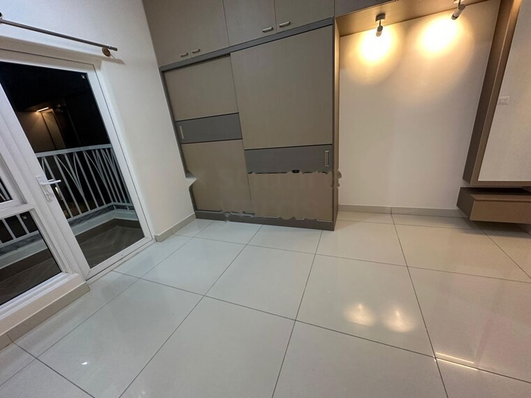 Bathroom, sjr-blue-waters 3 Bedroom 1567 Sq.Ft. Apartment In Off Sarjapur Road Bangalore 10175565
