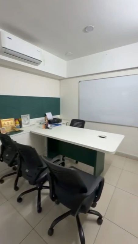 Office Space For Rent in Navrangpura