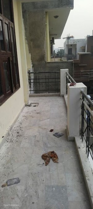 Balcony in 2 BHK Builder Floor at Palam Vihar Residents Association, Palam Vihar – for Rent