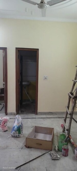 Staircase in 2 BHK Builder Floor at Palam Vihar Residents Association, Palam Vihar – for Rent