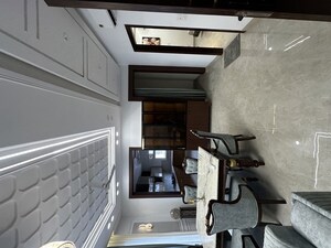 Staircase in 4 BHK Builder Floor at Amolik City Life, Sector 28 – for Sale