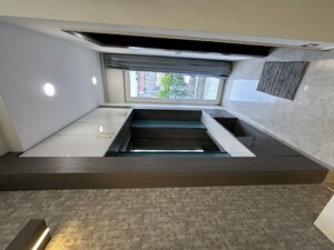 Furnished Amenities in 4 BHK Builder Floor at Amolik City Life, Sector 28 – for Sale