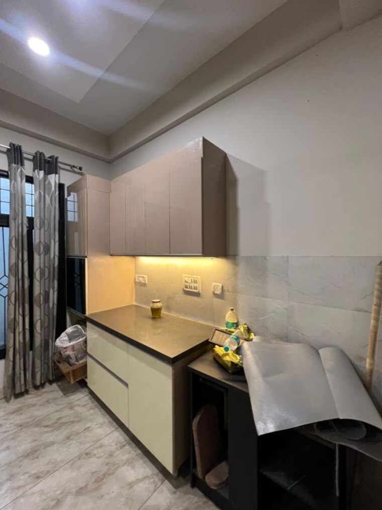 Kitchen, niti khand i 5 Bedroom 250 Sq.Mt. Builder Floor In Niti Khand I Ghaziabad 10175666