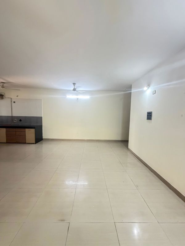 2 BHK Apartment For Rent in Mont Vert Seville Phase I