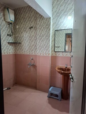 Bathroom in 3 BHK Apartment at Pranayraj Plaza, Dhanori – for Rent