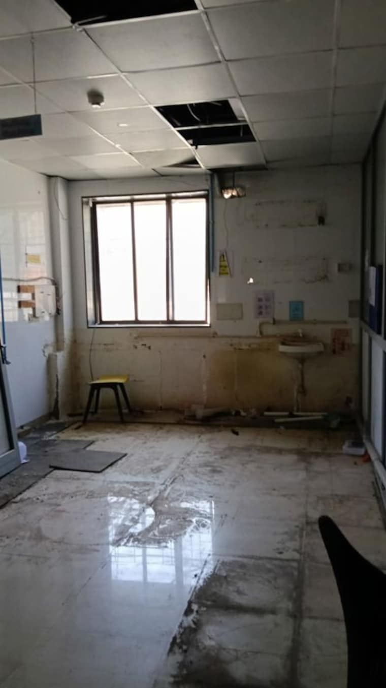 Living Room, goregaon west Commercial Office Space 1000 Sq.Ft. In Goregaon West Mumbai 10175688