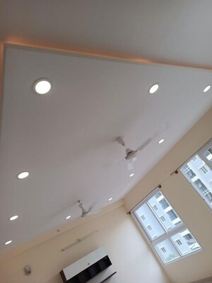 Furnished Amenities in 3 BHK Apartment at Godrej Aqua, International Airport Road – for Rent