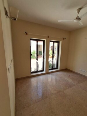 Room in 4 BHK Apartment at LGCL Beautiful World, Hennur – for Rent