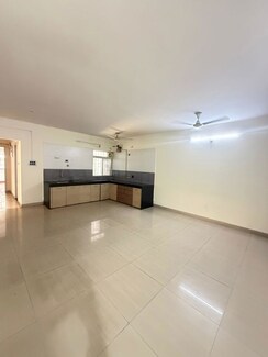 3 BHK Apartment For Rent in Sangrilla Apartment